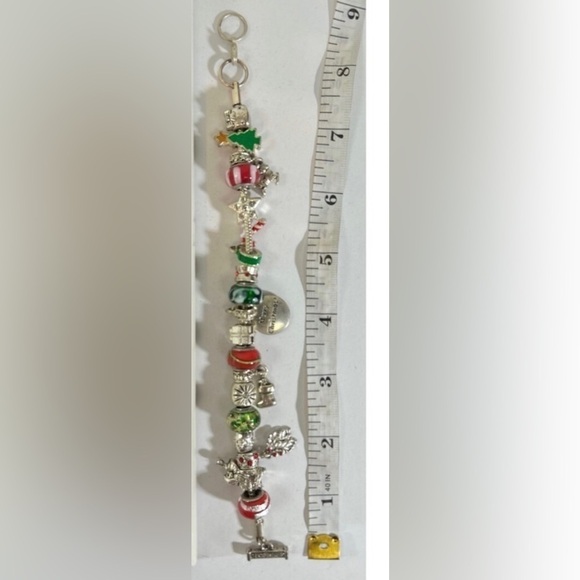 Willabee & Ward December Merry Christmas charm bracelet silver red and green - Picture 9 of 12